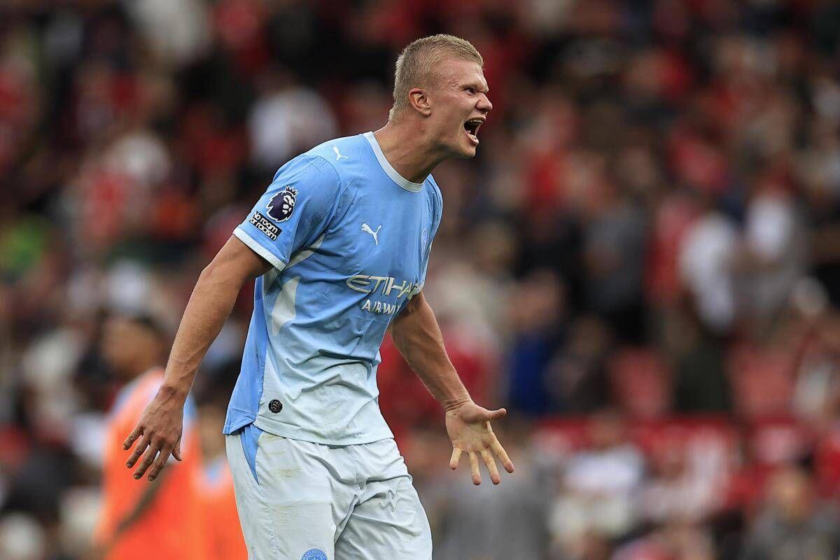 "Il Var ha sbagliato", Manchester City vince il derby con gol irregolare - 