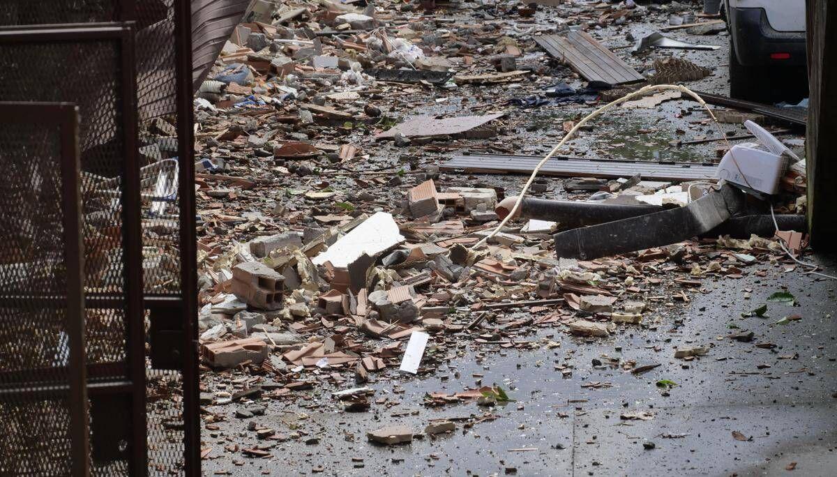 Esplosione in una villetta ad Andria, due morti: cosa sappiamo, i punti ancora da chiarire - 