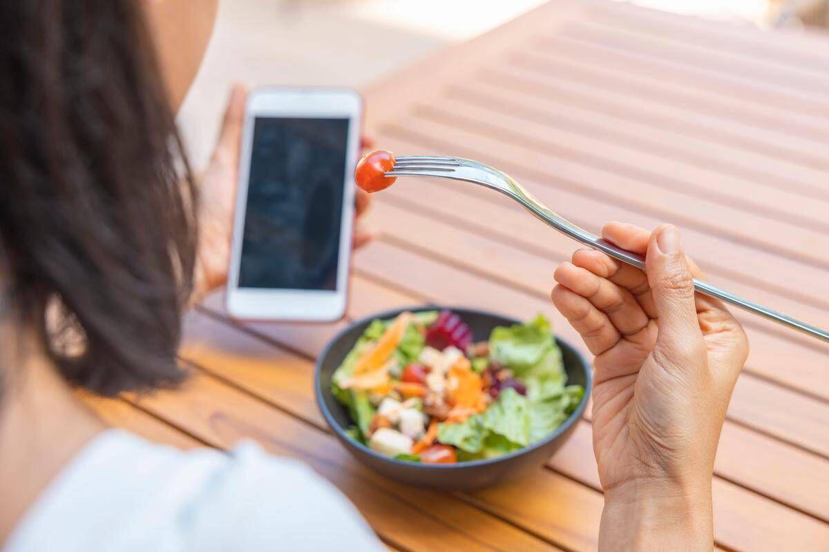 Dopo le vacanze gonfiore e intestino 'bloccato'? Gli esperti sfatano il mito detox e spiegano cosa fare ﻿ - 
