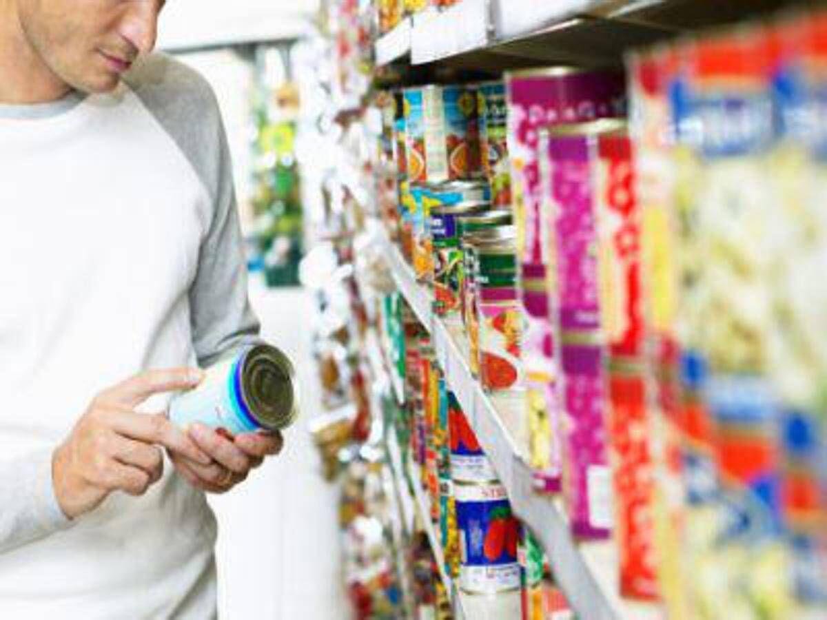 Spreco alimentare, non basta guardare la data: i 5 controlli prima di buttare il cibo - 