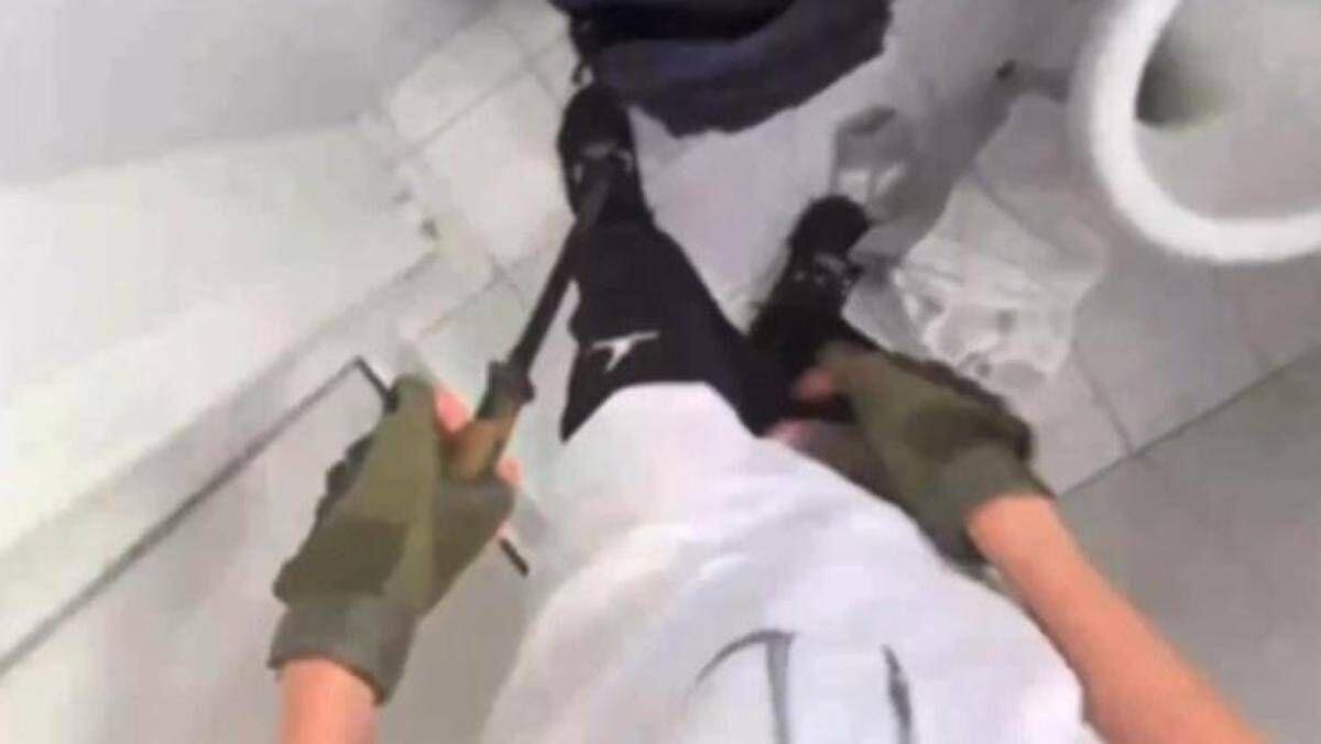 Prof accoltellata a Roma, perché l'Adnkronos non pubblica il video - 