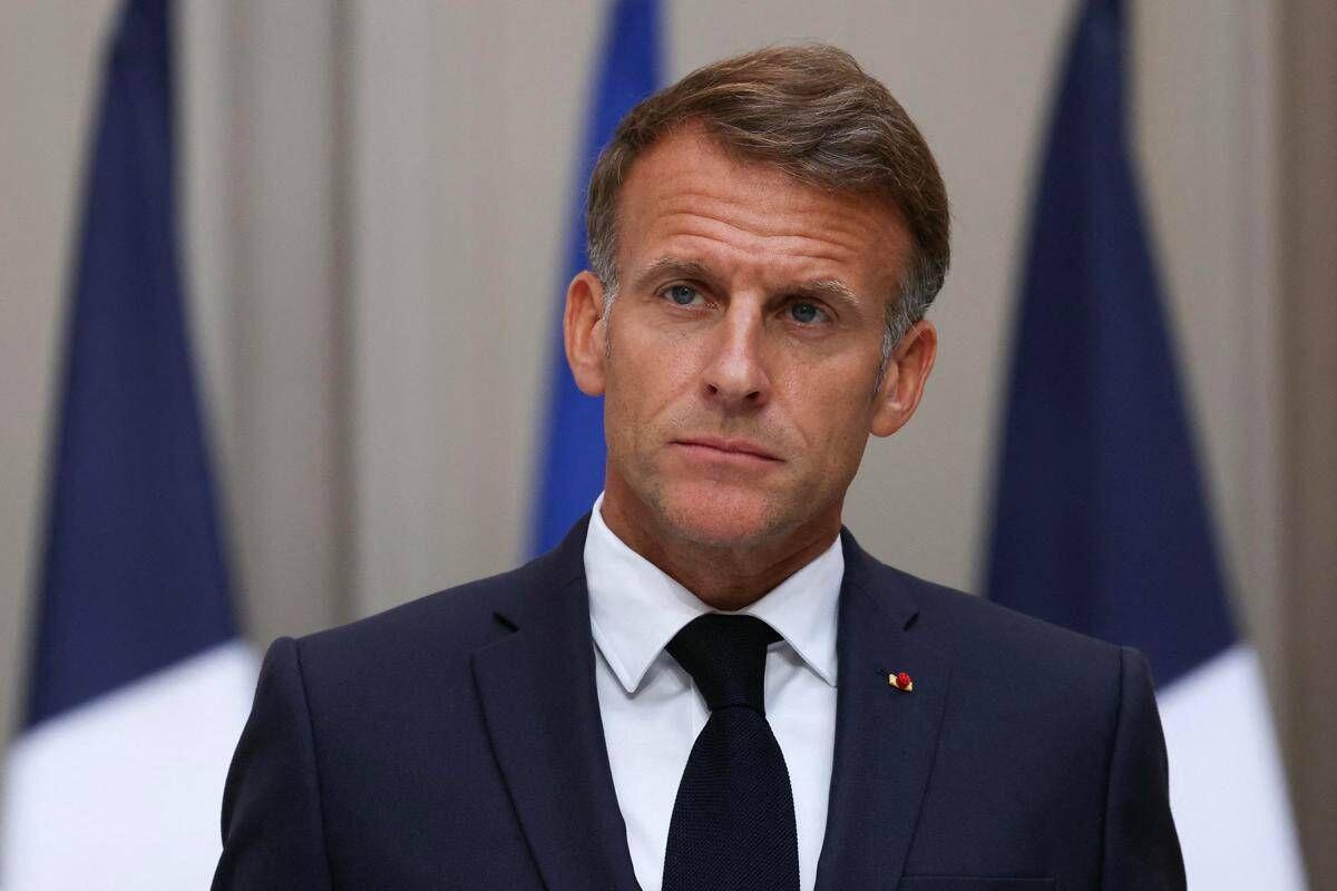 Francia si prepara ad attacchi dalla Russia, Macron: "Chiesto piano contro droni" - 