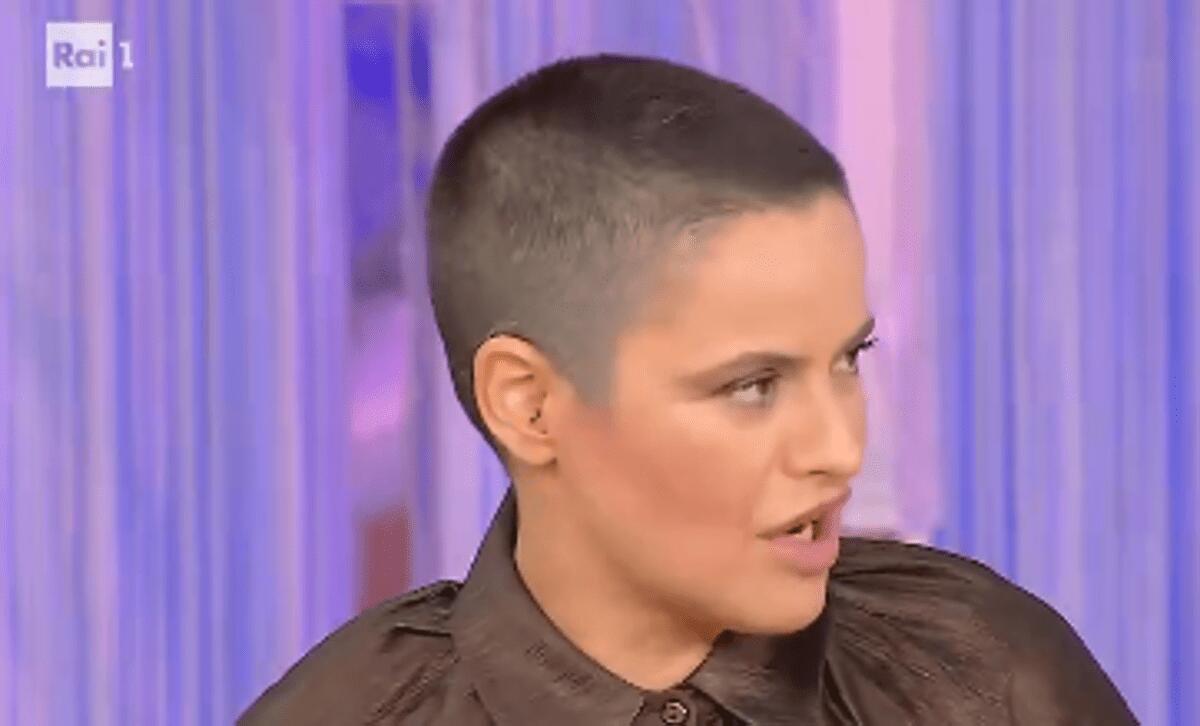 La volta buona, Silvia Salemi: "Dopo la morte di mia sorella Laura non parlai per 5 anni" - 