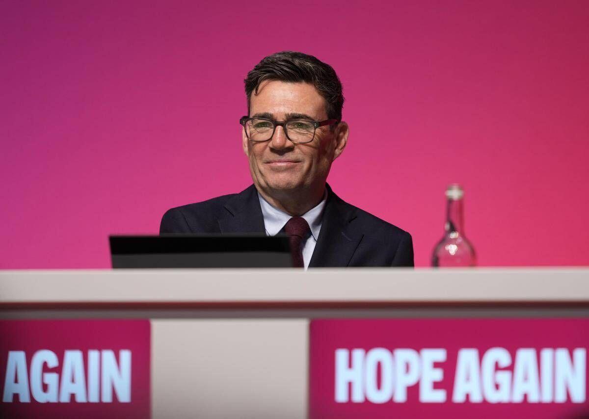 Brexit, svolta nel Regno Unito: Burnham apre al rientro nell'Ue. Macron: "Sareste i benvenuti" - 