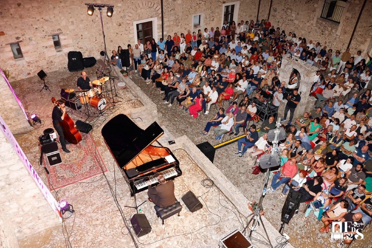 Cerisano festival delle serre-  Foto Uff. Stampa Emmedi press Festival delle serre Cerisano 7.09.2026