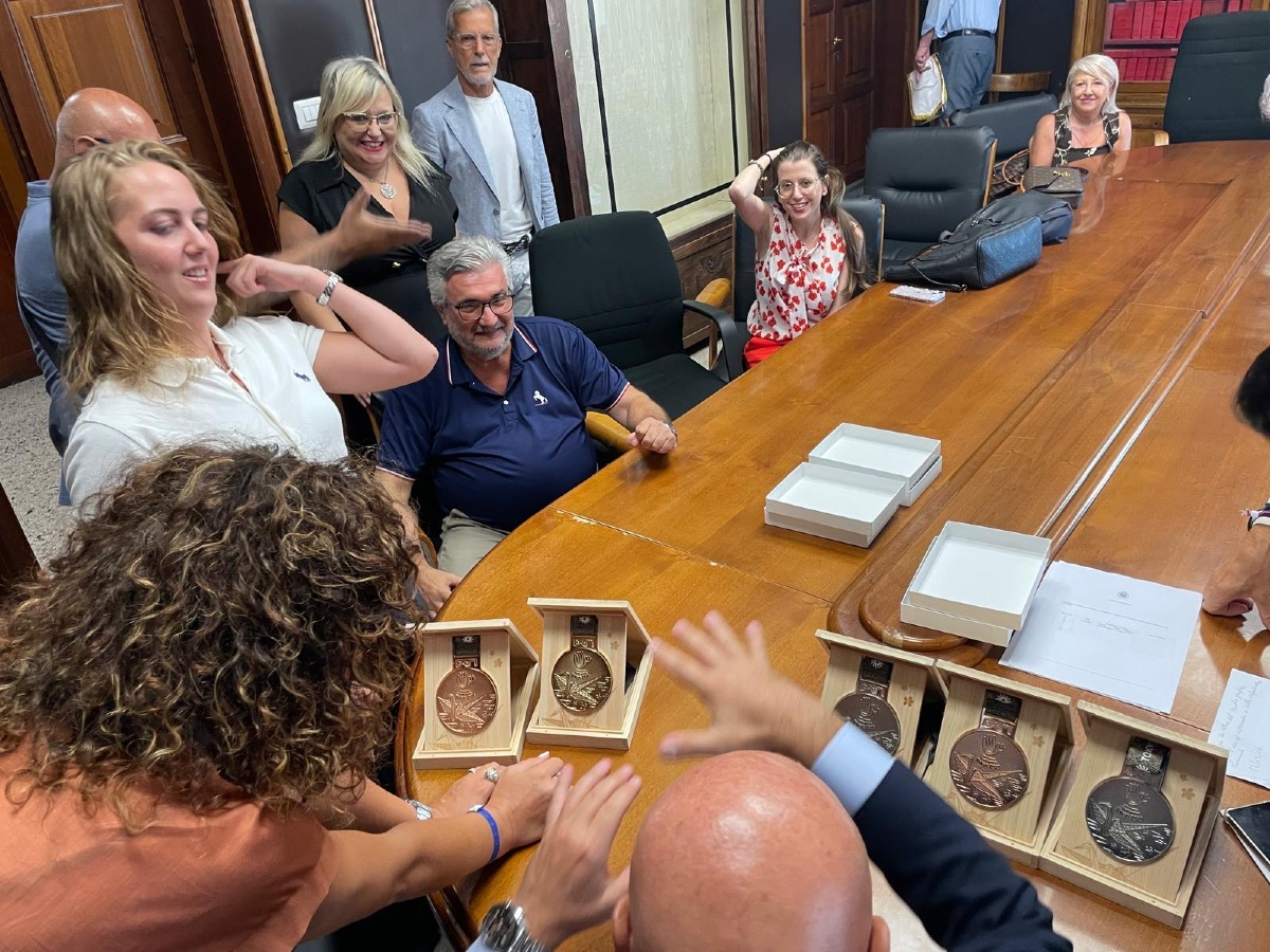 Noemi Canino incontro con Sindaco di Crotone - Foto Uff. Stampa Rossana Lombardo  9.09.2026