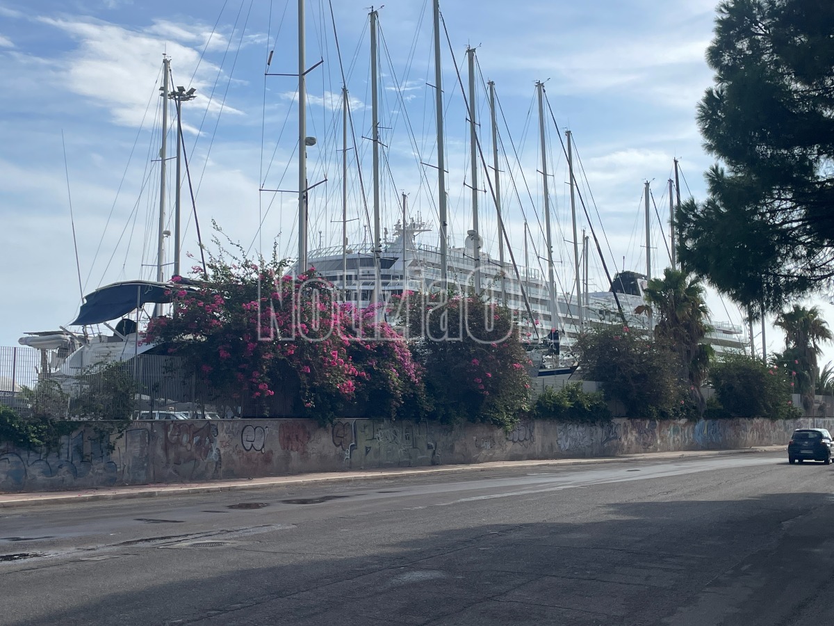 Crocieristi a Crotone - Foto Redazione 12.09.2026
