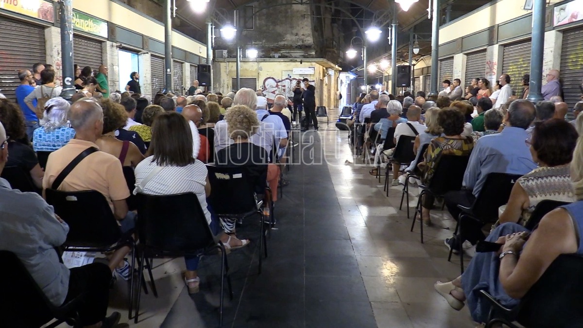 Piano in Piazza - Piazza Mercato Crotone - Foto Redazione 18.09.2026