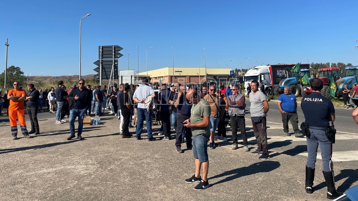 Protesta agricoltori Crotone - Redazione 28.09.2026
