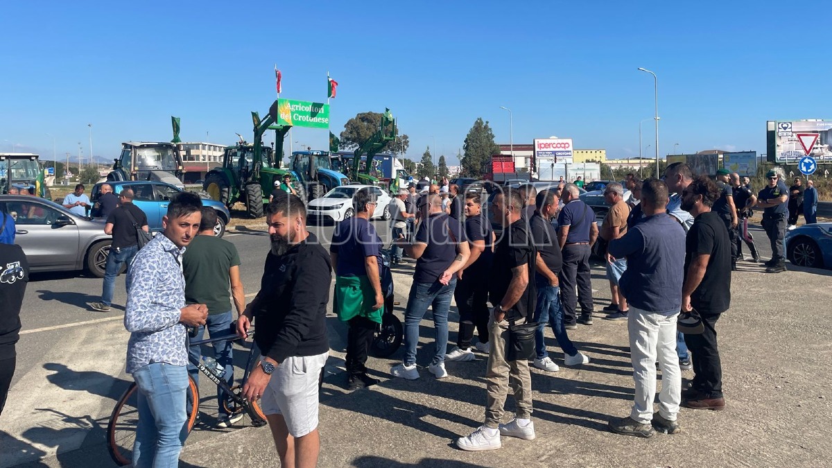 Protesta agricoltori Crotone - Redazione 28.09.2026
