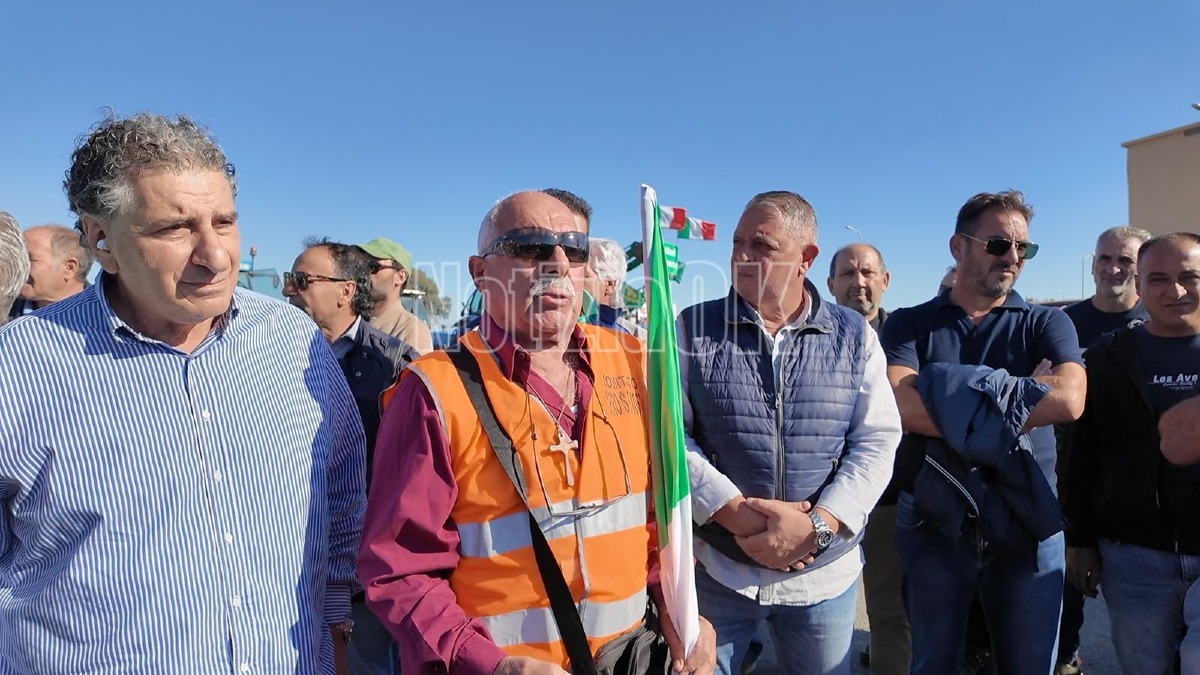 Protesta agricoltori Crotone - Redazione 28.09.2026