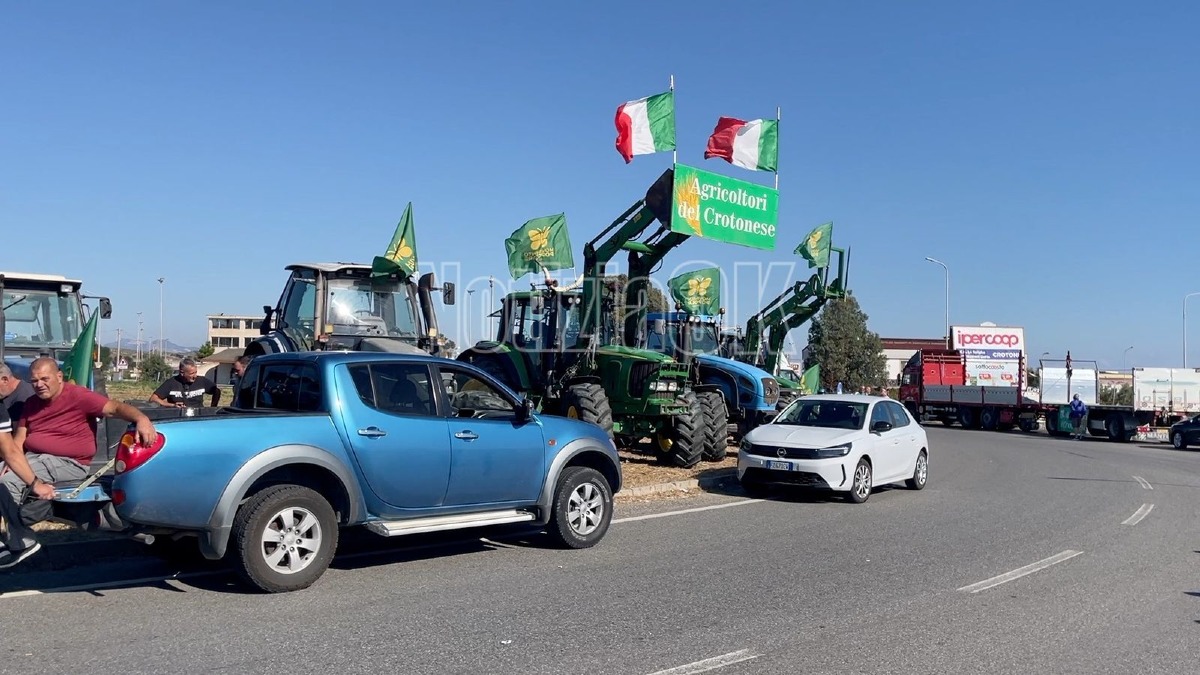 Protesta agricoltori Crotone - Redazione 28.09.2026
