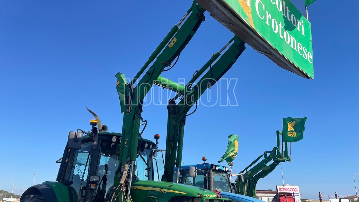Protesta agricoltori Crotone - Redazione 28.09.2026