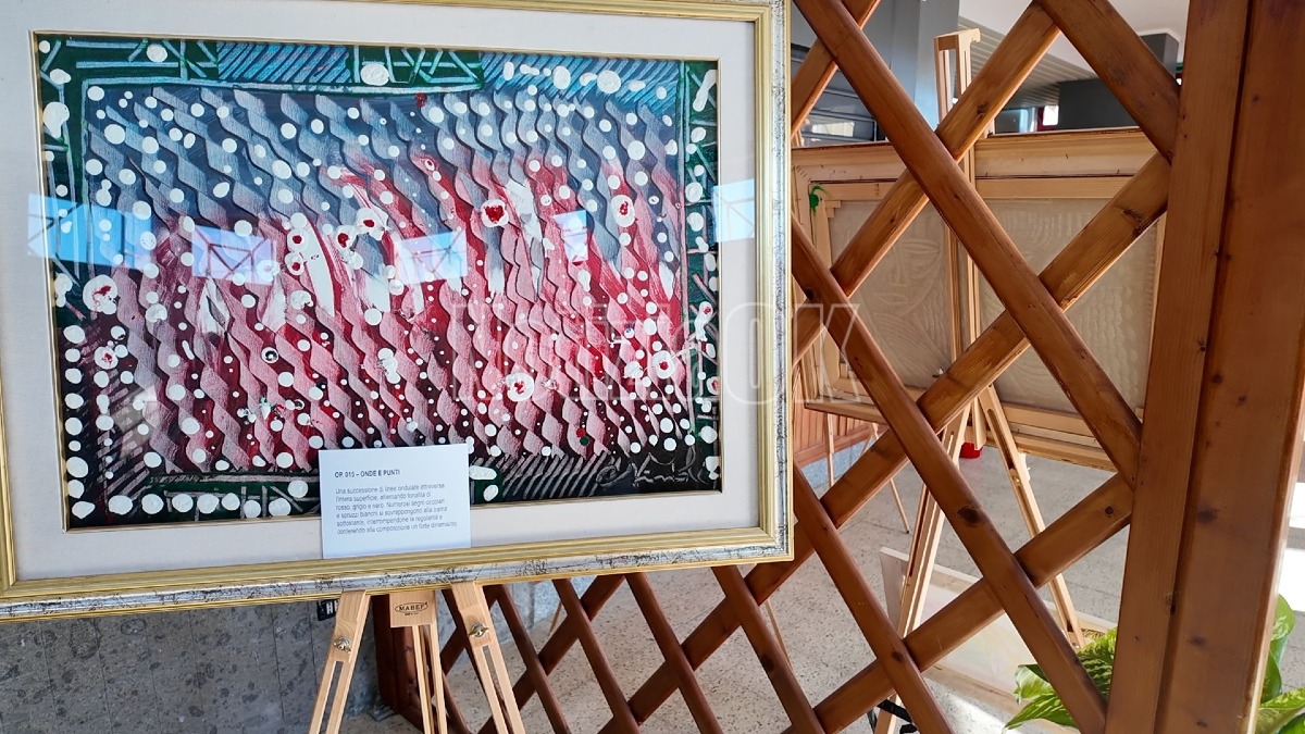 Mostra Vinoli Casa Circond4riale Crotone - Redazione 30.09.2026