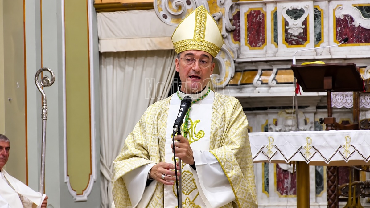Lamezia celebra San Francesco, monsignor Parisi: «Per riparare la città dobbiamo fortificare la nostra umanità» - Foto: Redazione 
