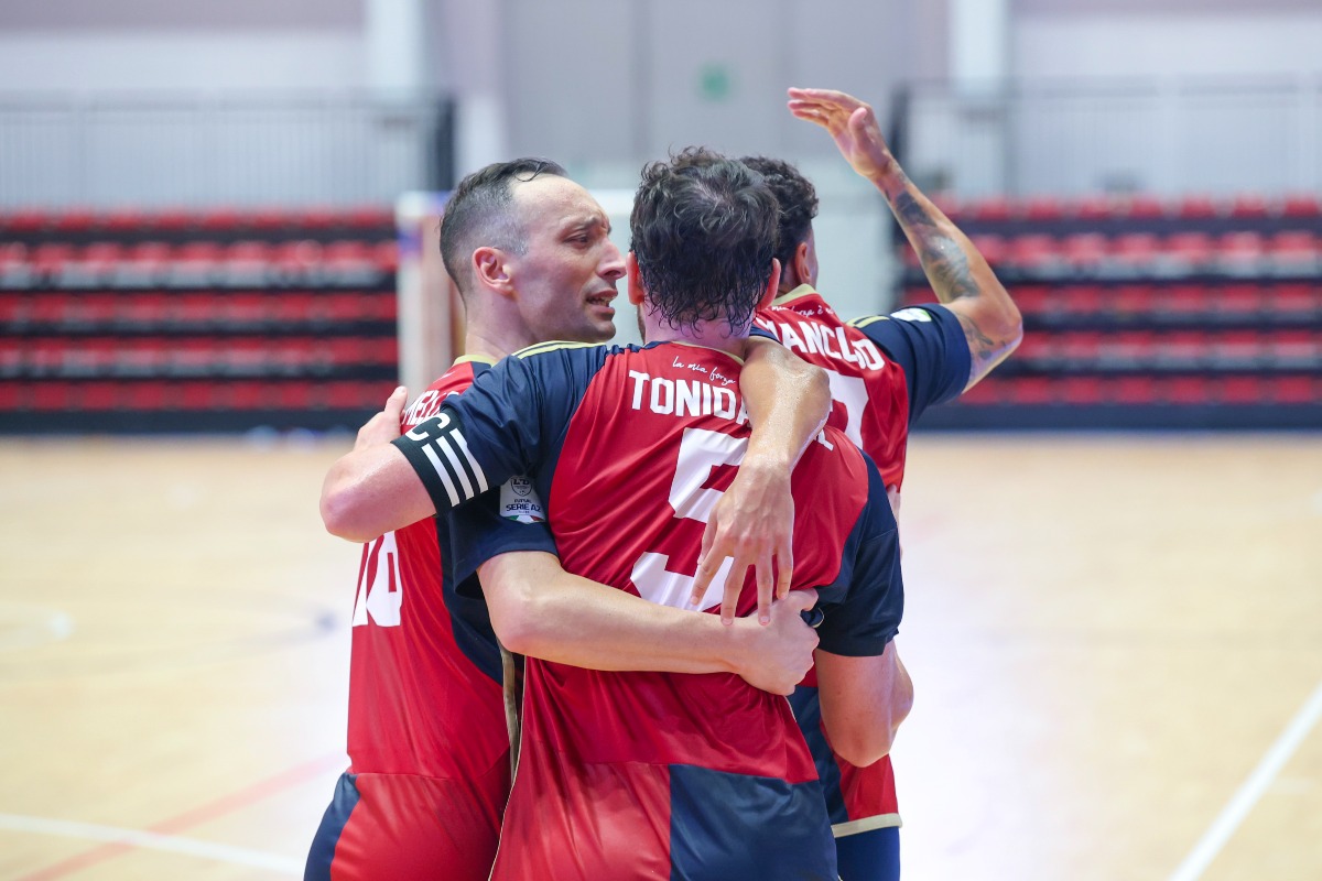 Pirossigeno Cosenza, sette gol a Roma: l’Eur si arrende 7-3 - Foto Pirossigeno Cosenza