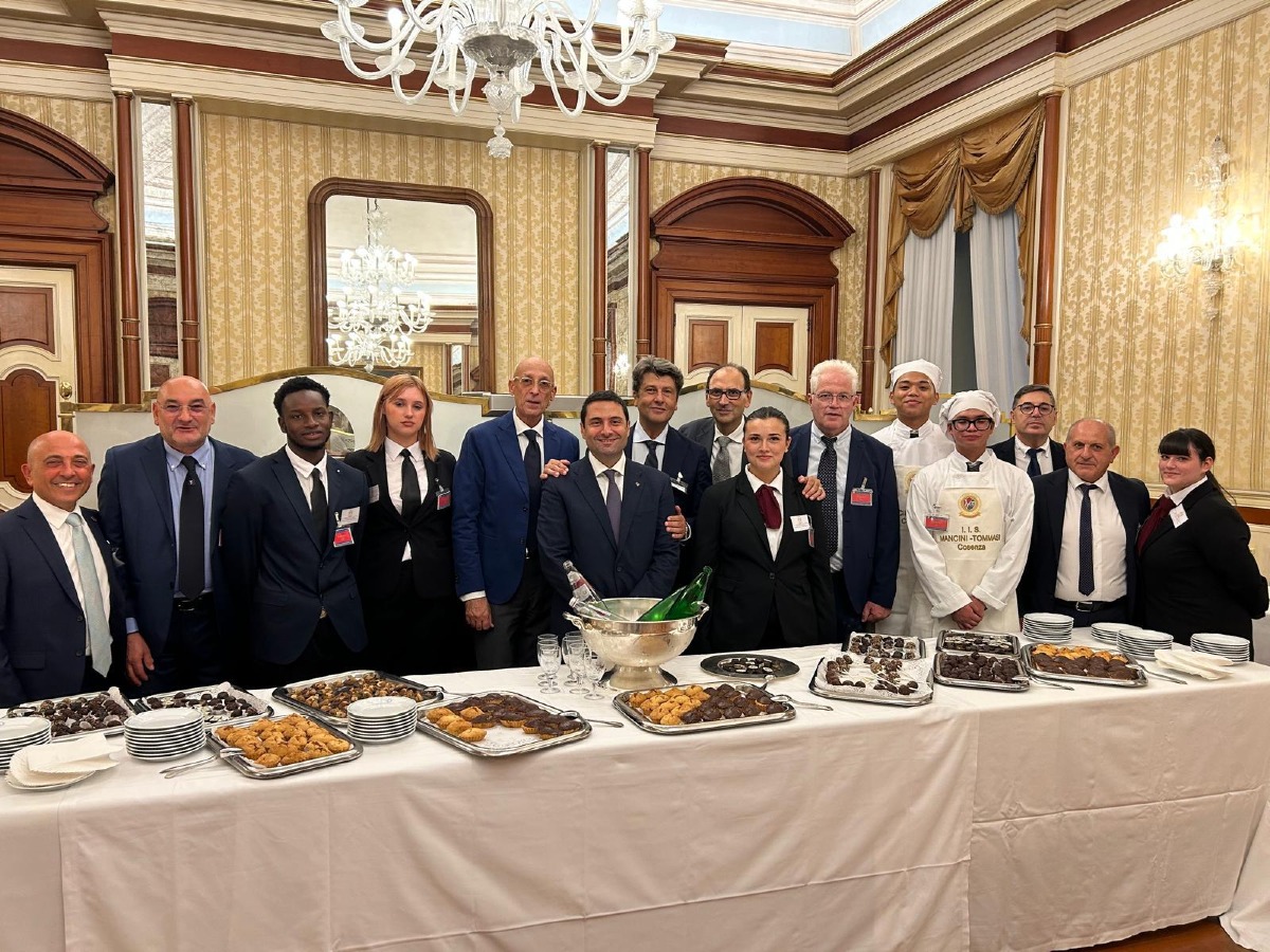 Cosenza - L'istituto Mancini a Roma per la presentazione della Festa del Cioccolato - Foto: presentazione della festa del Cioccolato