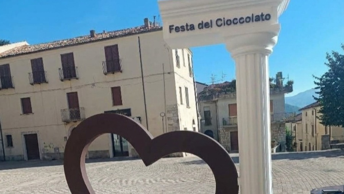 Montalto Uffugo, successo per la prima Festa del Cioccolato: il centro storico fa il pieno di visitatori - Foto: Uff. Stampa Pro Loco Montalto Uffugo