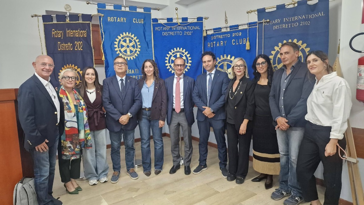 Isola di Capo Rizzuto, il Rotary accende i riflettori sull’alfabetizzazione - Foto: Uff. Stampa ìRotary Club Aurora Jonica 