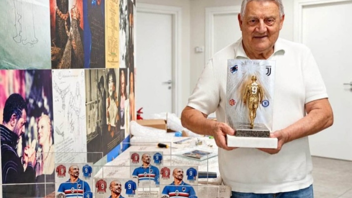 L'arte del maestro orafo crotonese Gerardo Sacco impreziosisce il Premio Gianluca Vialli - Foto: Gerardo Sacco