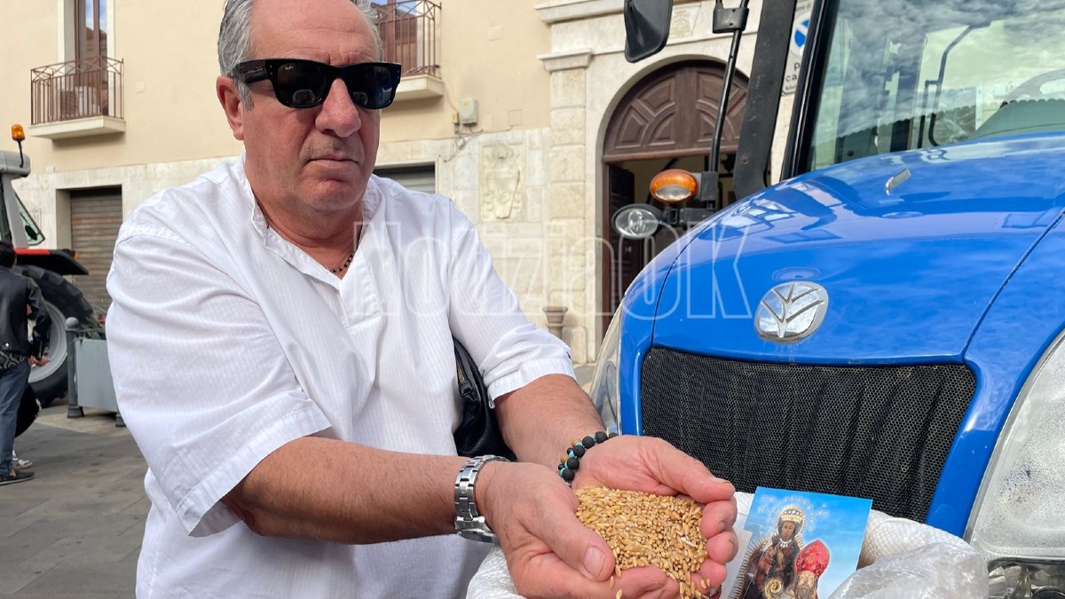 San Dionigi, a Crotone la benedizione del grano parla anche delle difficoltà dei campi - Foto: Redazione 