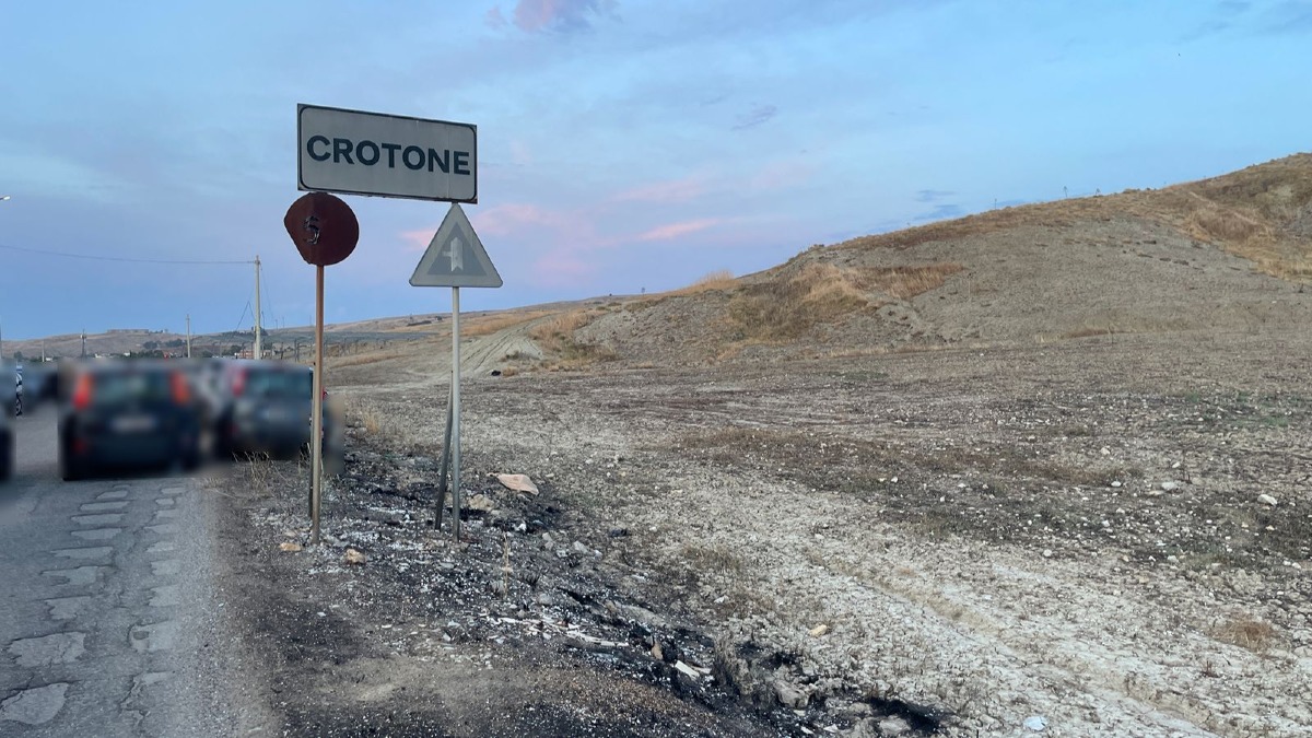 Fondo Farina, alle porte di Crotone la terra bruciata e i segni dell’abbandono - Foto: Redazione 