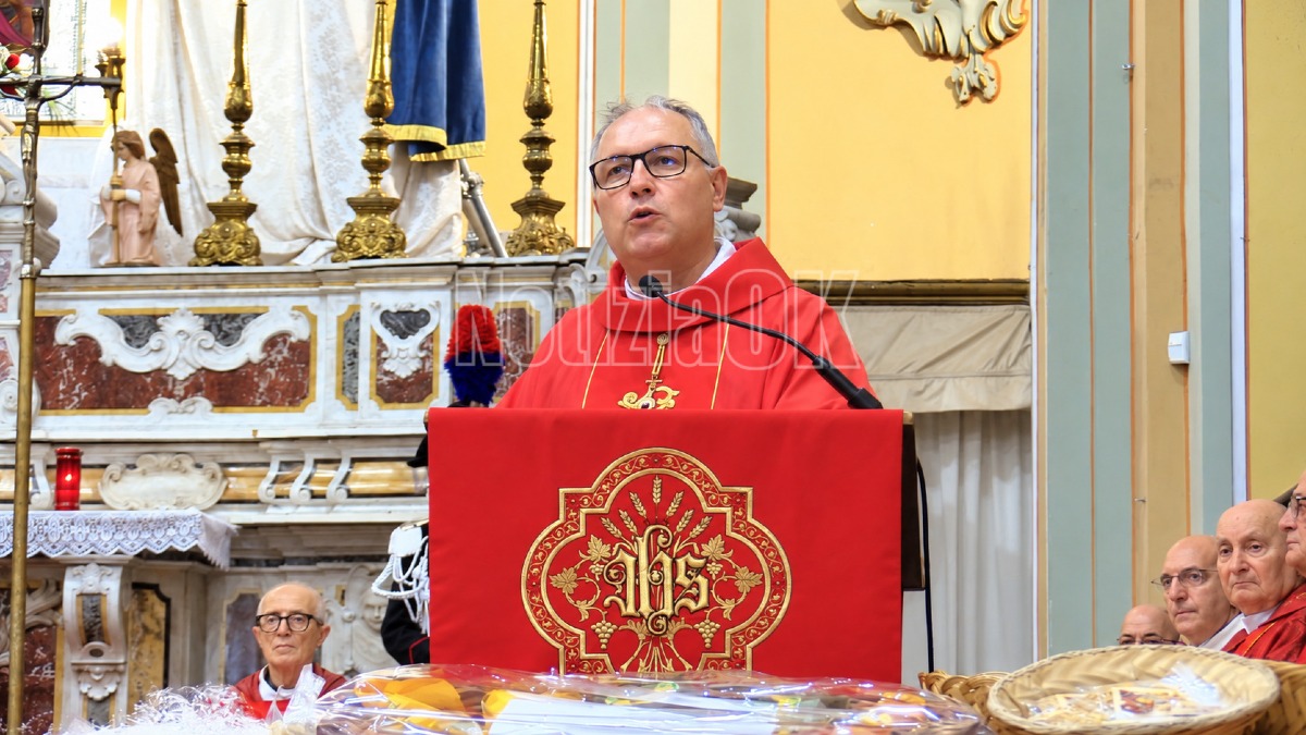 Crotone - San Dionigi, l’arcivescovo parla alla città: «Non possiamo lasciare indietro nessuno» - Foto: Redazione 