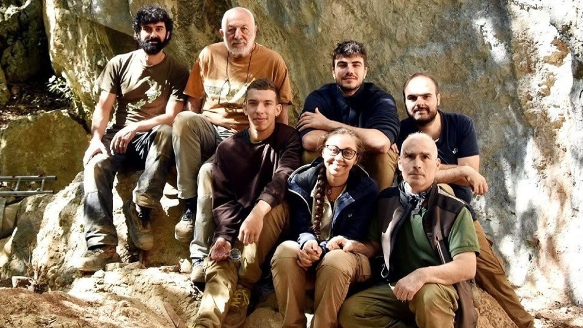Papasidero, nuova scoperta al Riparo Belvedere-Romito: riemerge una sepoltura neolitica - Foto Uff. Stampa Museo e Istituto Fiorentino di Preistoria "Paolo Graziosi"