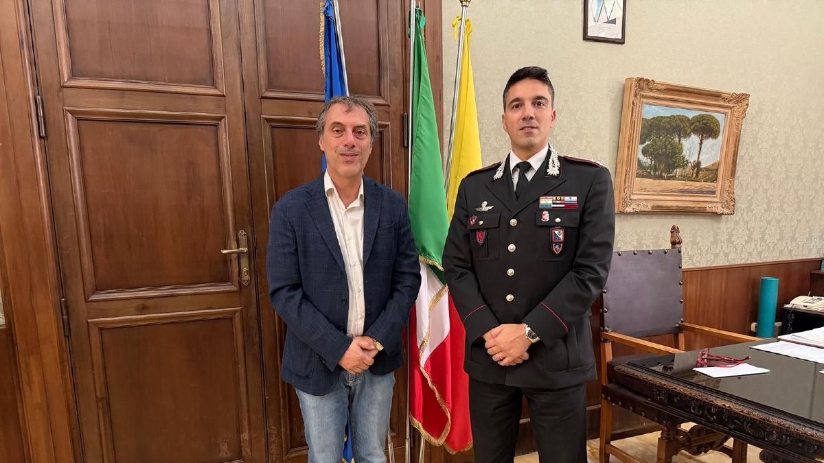Catanzaro, il sindaco Fiorita riceve il nuovo comandante dei Carabinieri Cataldo -  Foto Uff. Stampa Comune di Catanzaro 