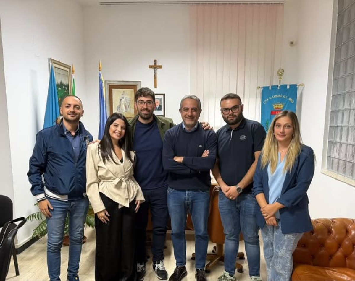 Cassano all’Ionio, Radici e Futuro incontra il sindaco: al centro Crati, antiviolenza e turismo - Foto: Uff. Stampa Radici e futuro - Cassano-Sibari