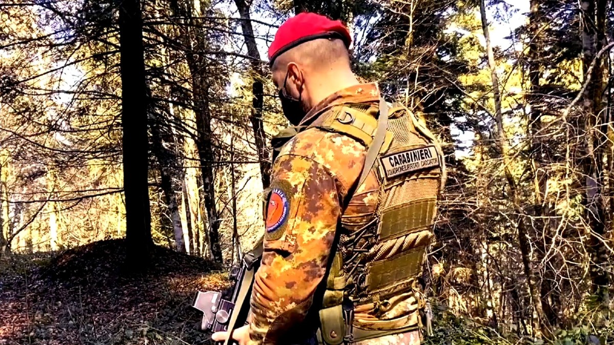 Operazione “Social Card”, 24 indagati: smantellato gruppo di spaccio nel catanzarese -  Foto Uff. Stampa Carabinieri 