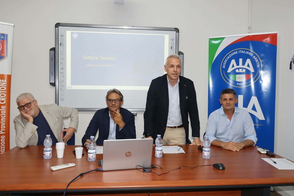 Crotone,  confronto tra le società della provincia di Crotone: focus sulle nuove regole e sul fair play - Foto: Uff. Stampa AIA Crotone