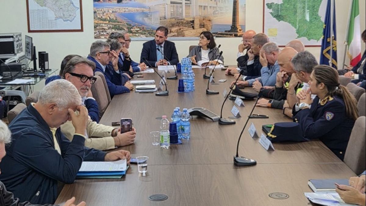 Crotone, pulizia dei corsi d’acqua: vertice tecnico in Prefettura - Foto Uff. Stampa Prefettura di Crotone