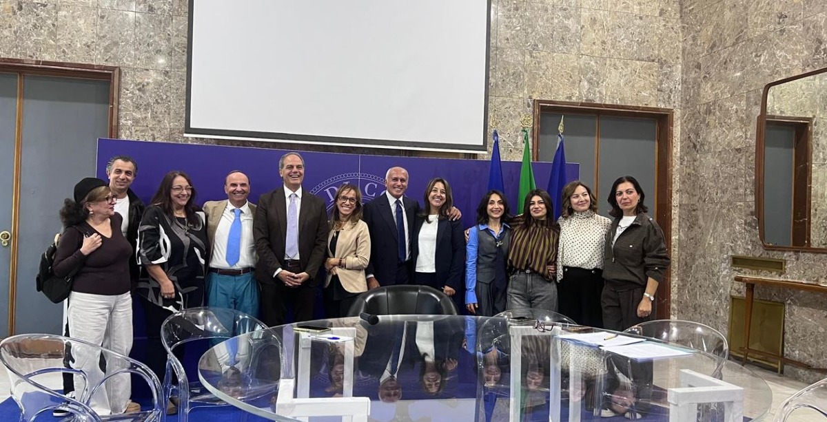 Cosenza, assunti tutti i 38 TIS: firmati gli ultimi otto contratti - Foto Uff Stampa Comune di Cosenza