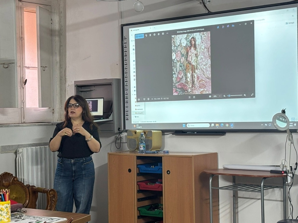 Crotone, le studentesse del Polo Barlacchi-Lucifero progettano il futuro con “Learning by Doing” - Foto: Uff. Stampa Polo Barlacchi-Lucifero