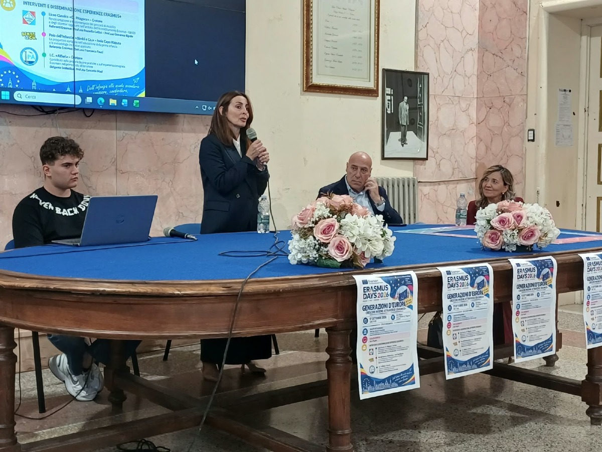 Erasmus Day a Crotone, tre generazioni unite dall’Europa - Foto: Erasmus Day