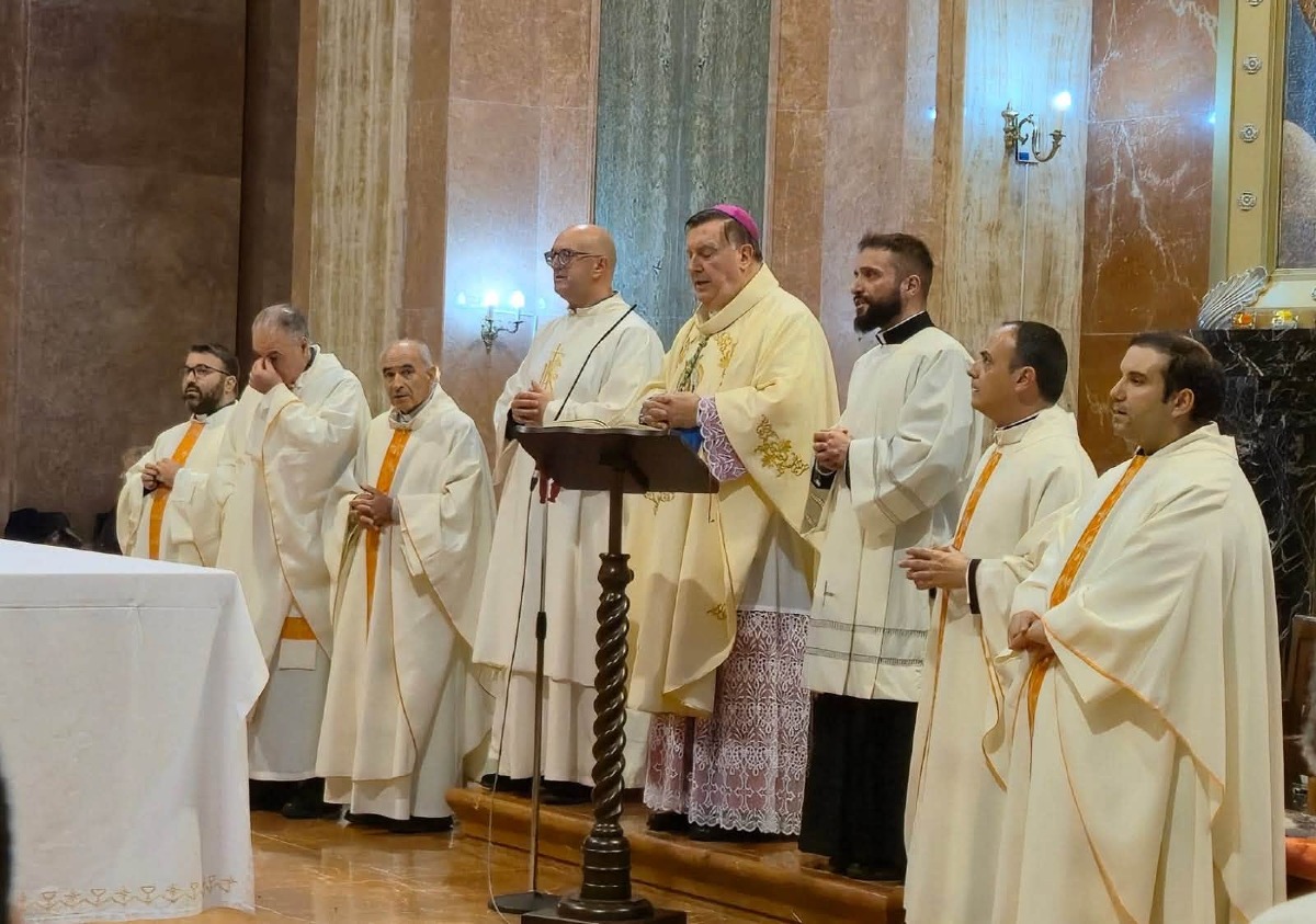 Gimigliano chiude l’Anno Giubilare Mariano: consegnato il titolo di Civitas Mariae - Foto Uff. Stampa Parrocchia Gimigliano 