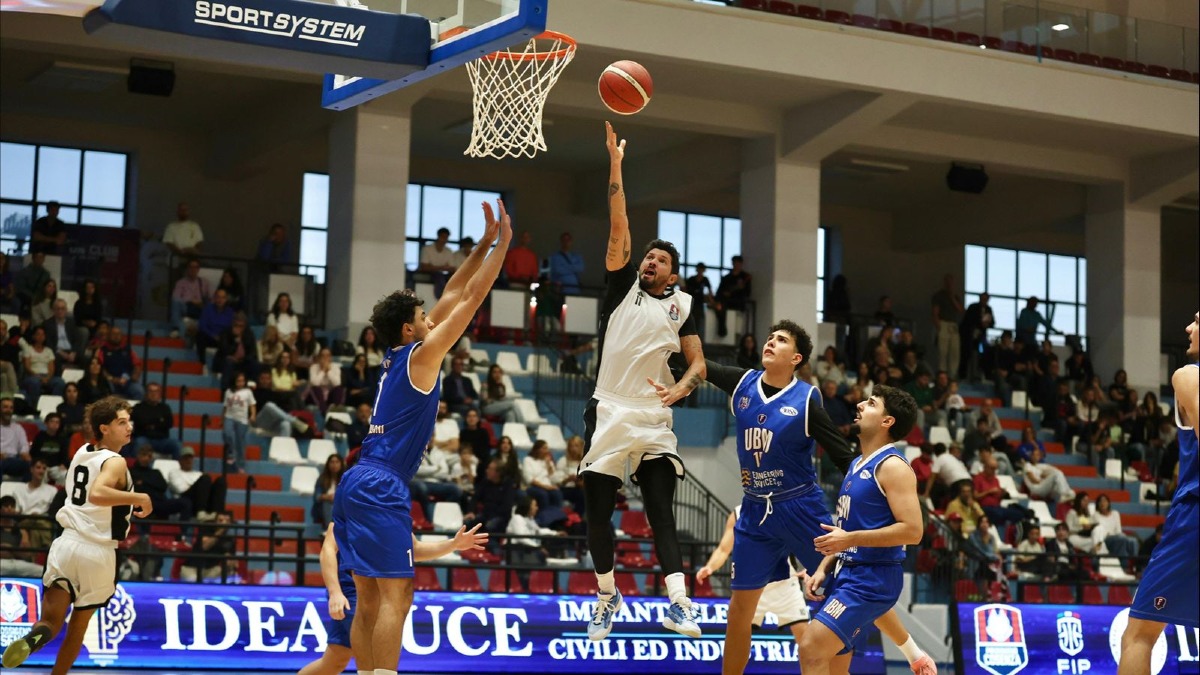 Pirossigeno Cosenza, vittoria per 83-60: Maddaloni si arrende nella ripresa -  Foto Uff Stampa Pirossigeno Cosenza Basket 