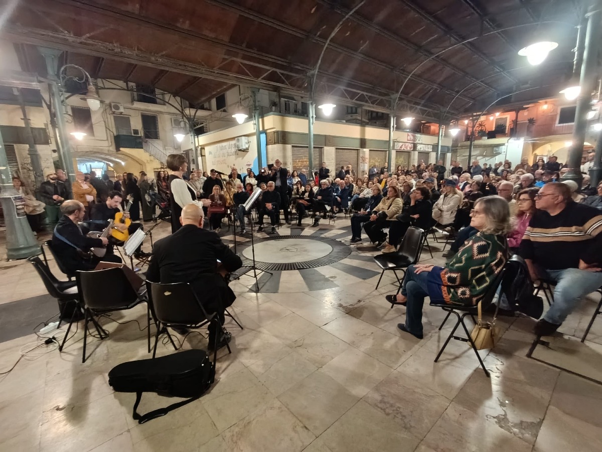 Crotone, “Serenate Luntane” inaugura la XIII edizione di “Luce sulla Città” - Foto: Uff. Stampa Vivere in