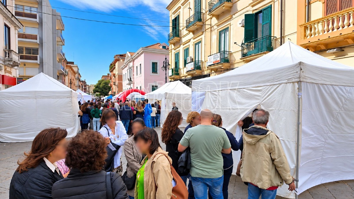 StraSalute 2026, a Crotone cambia la viabilità: divieti di sosta il 25 ottobre - Foto: Redazione 