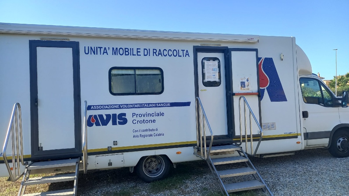 Crotone, raccolte 22 sacche di sangue: l’Avis ringrazia donatori e volontari -  Foto Uff Stampa Avis Crotone 