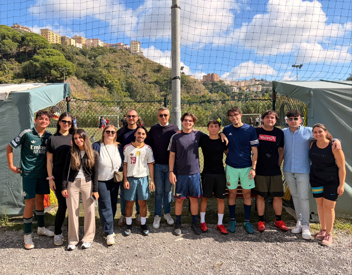 Ottobre Rosa, i Leo Club di Catanzaro in campo contro il tumore al seno - Foto: Uff. Stampa Leo Club Catanzaro Host