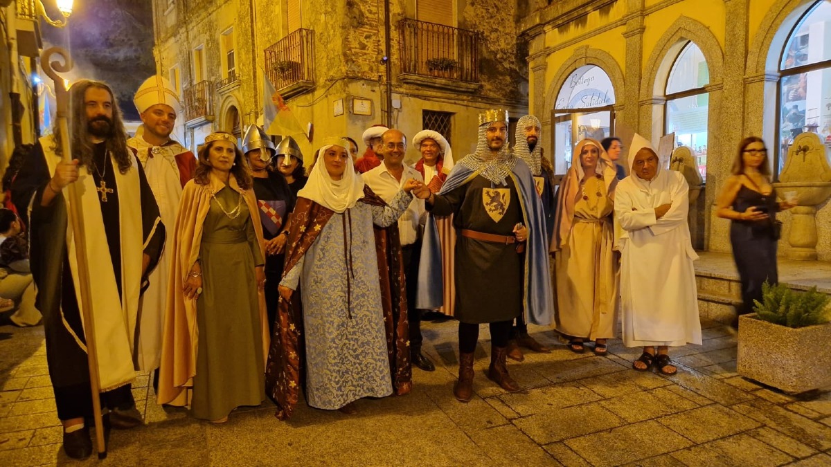 Mileto rievoca la corte di Ruggero d’Altavilla: domenica il corteo normanno - 