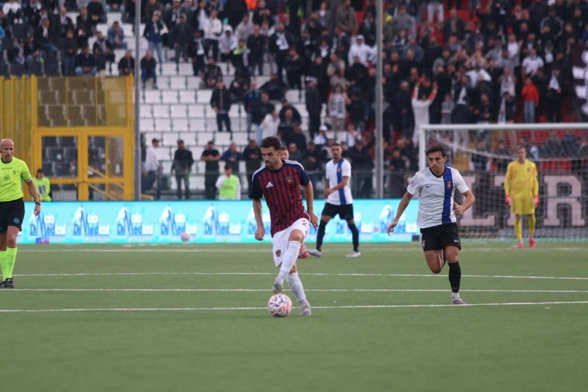 Savoia – Cosenza 1-1  Palmieri: "Il lavoro porterà i suoi frutti" - Foto: Uff. Stampa Cosenza Calcio