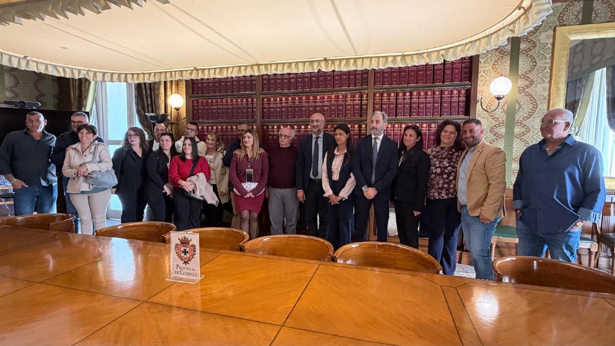 Crisi dell’autotrasporto, il presidio di San Lucido incontra le istituzioni: le proposte al Governo - Foto: Uff. Stampa Provincia di Cosenza