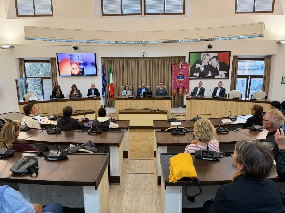  Crotone celebra l’amicizia tra Italia e Germania: 75 anni di relazioni e vent’anni di “Amici del tedesco” - Foto: Uff. Stampa Comune di Crotone