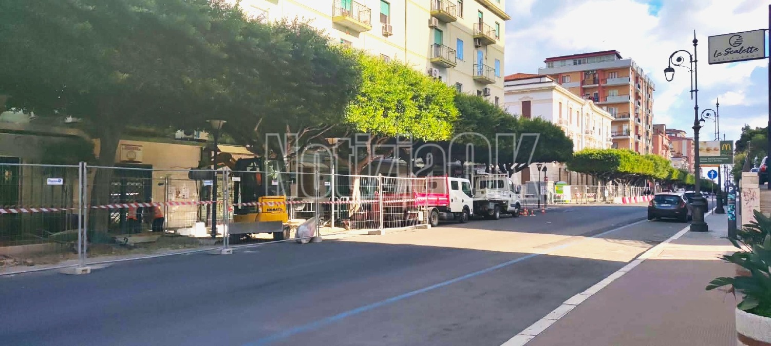 Crotone, via Nuova Poggioreale cambia volto: marciapiedi più sicuri e accessibili - Foto: Redazione 