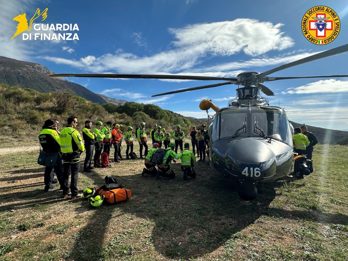 In Calabria esercitazione congiunta tra Guardia di Finanza e Soccorso Alpino - Foto: Ufficio stampa Guardia di Finanza