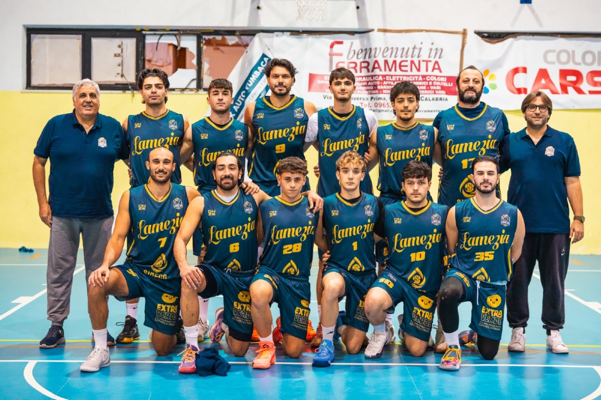 Sideco Basketball Lamezia, prima vittoria in campionato: espugnata la Myenergy Pallacanestro Viola - Foto: Uff. Stampa Sideko Basket Lamezia