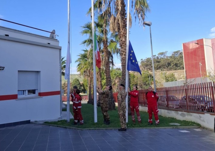 Crotone, morti in Bosnia-Erzegovina: bandiere a mezz'asta alla Croce Rossa  - Foto: Uff. Stampa Croce Rossa Italiana - Comitato di Crotone